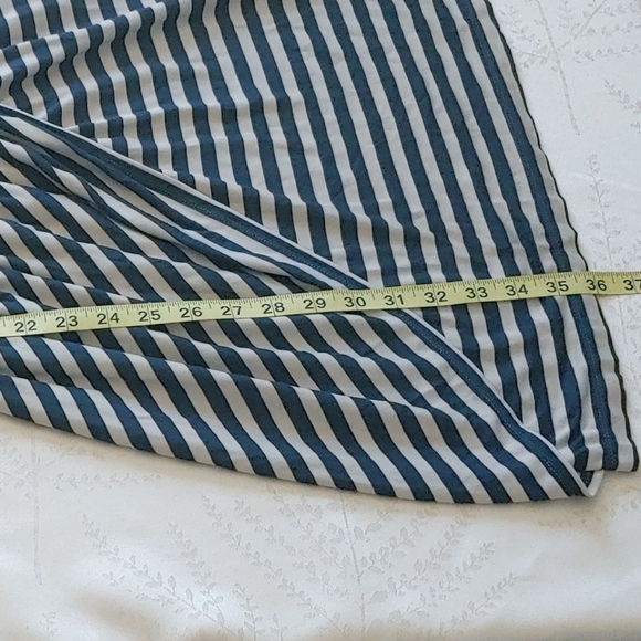 Max Studio Size S - Picture 14 of 16